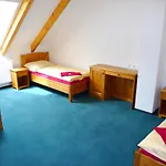 Mandl 3* Řetová