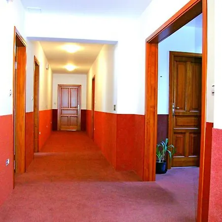 Mandl 3* Retova