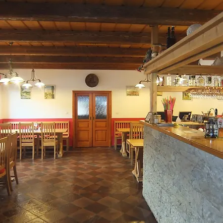 Mandl Guest house 3*